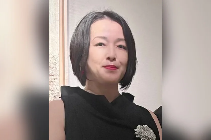 岩井 美恵子